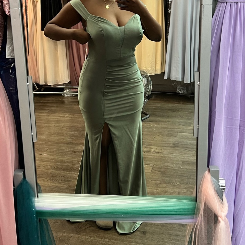 Sage Green Gown - Picture 2 of 3